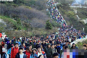 十一国庆游客爆满的旅游景区排行-泰山