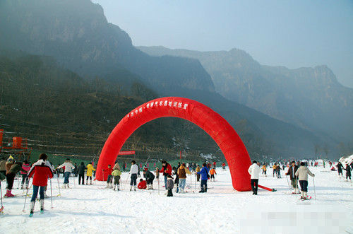 万仙山滑雪场
