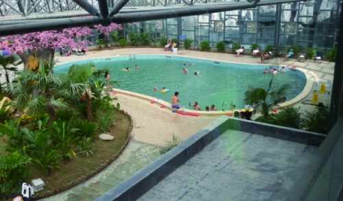 雁鸣湖凌云温泉